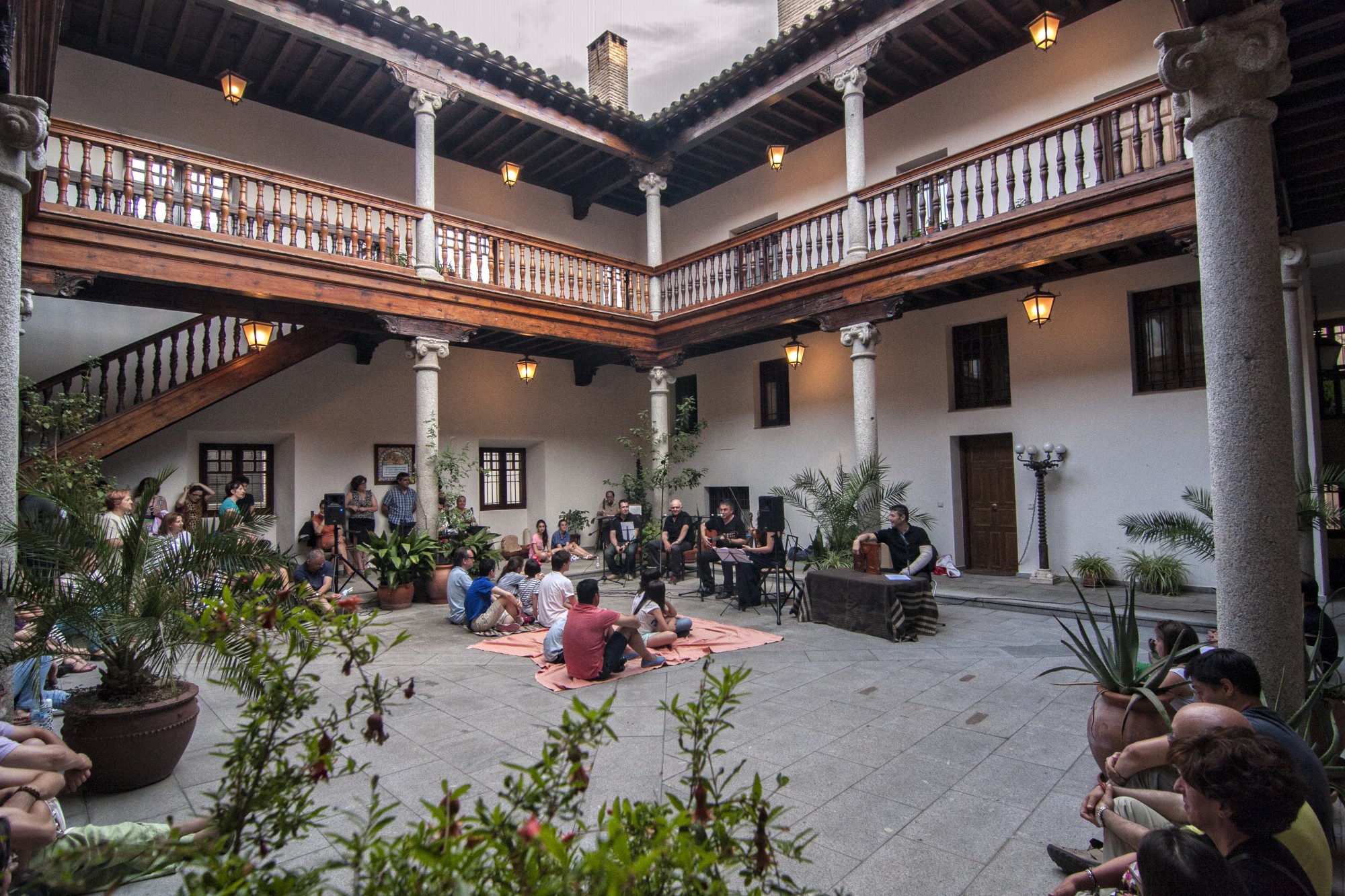 Patio del nº 1, de la Plaza de Santa Teresa